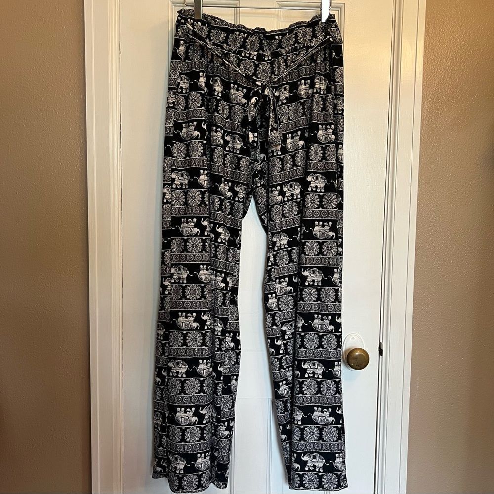 Pink Republic Black and White Patterned Wide Leg Pants